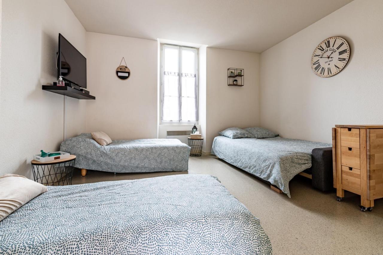 Studio Centre Ville Avec Parking Prive Cholet Dış mekan fotoğraf